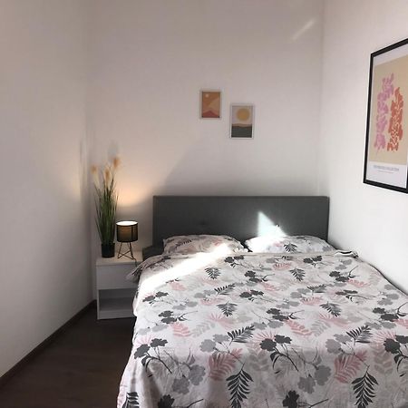 River City Apartments リエカ エクステリア 写真